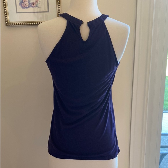 • The Limited Ruffle Tank • - Picture 3 of 6